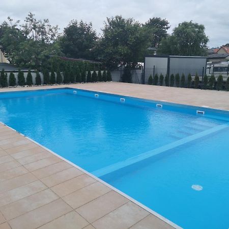Apartament Perlowa Przystan Kolobrzeg Sienkiewicza Exterior photo